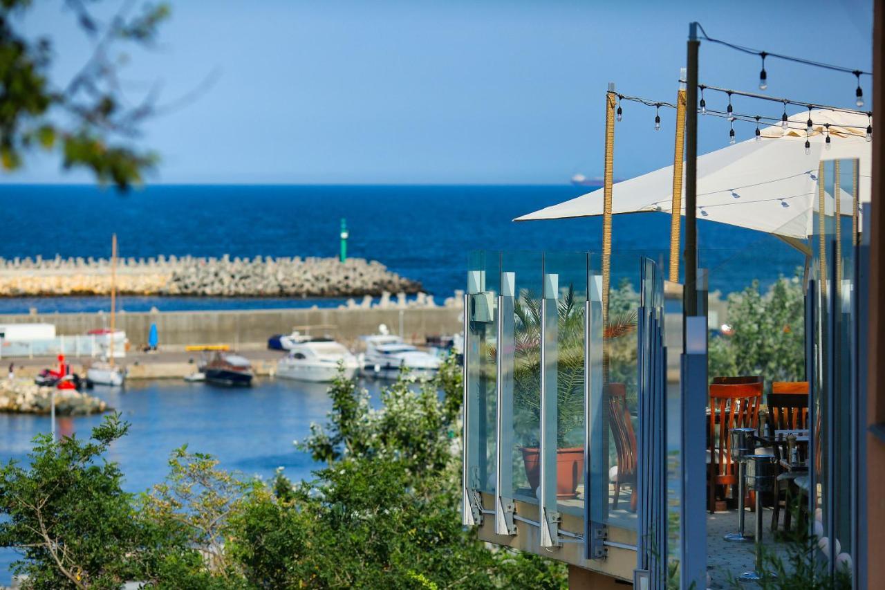 Le Premier Hotel Constanta Bagian luar foto